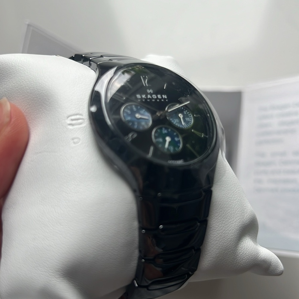 NEW Men’s Skagen Watch: Skagen Black Multifunction Ceramic Watch - Picture 6 of 10